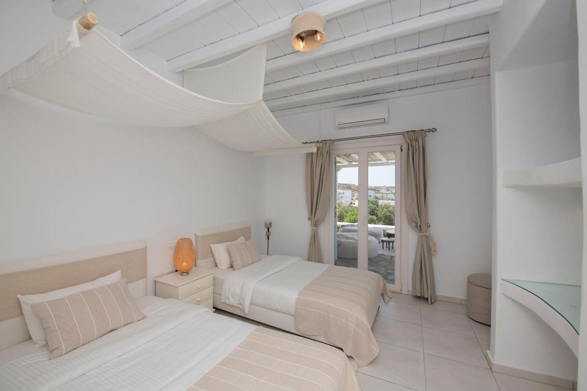 Tatiana Villa & Apartments Klouvas Экстерьер фото
